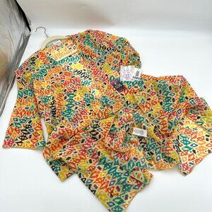 New With Tags LuLaRoe Shirley Chiffon kimono Medium (10-18)